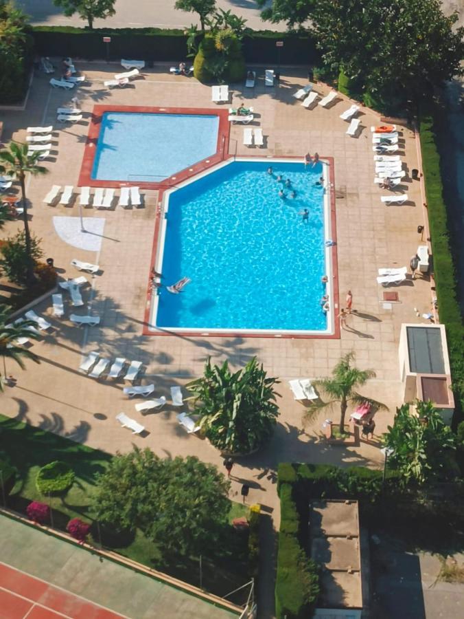 Paraiso Suites בנידורם מראה חיצוני תמונה